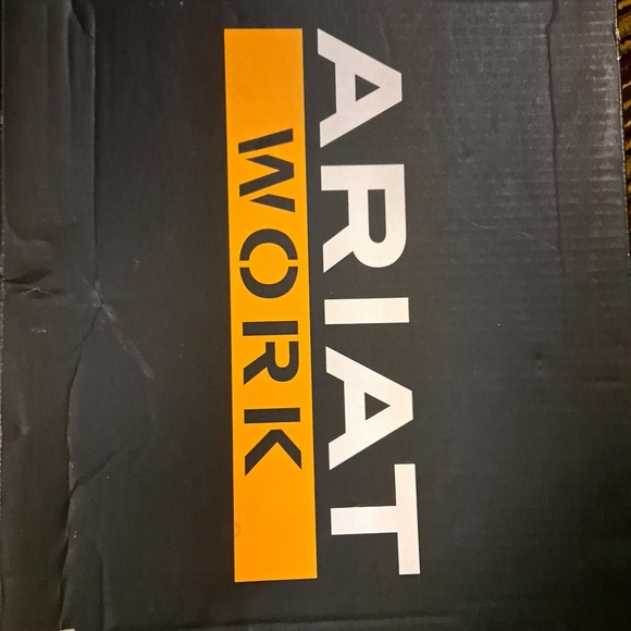 Ariat work boots - Picture 3 of 7